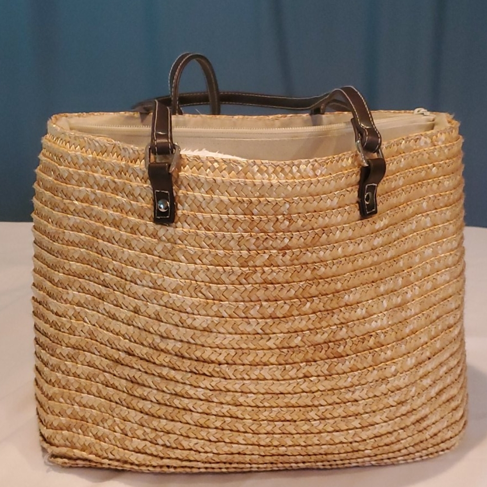 Purse - Picture 2 of 3